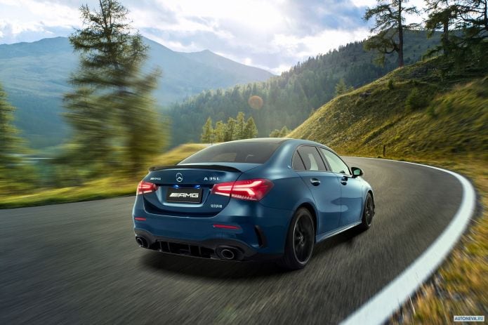 2020 Mercedes-Benz A35 Sedan L AMG 4MATIC - фотография 4 из 12 2020 Mercedes-Benz A35 Sedan L AMG 4MATIC - фотография 4 из 12