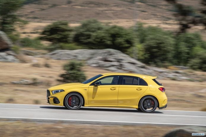 2020 Mercedes-Benz A45 S AMG 4MATIC - фотография 14 из 40