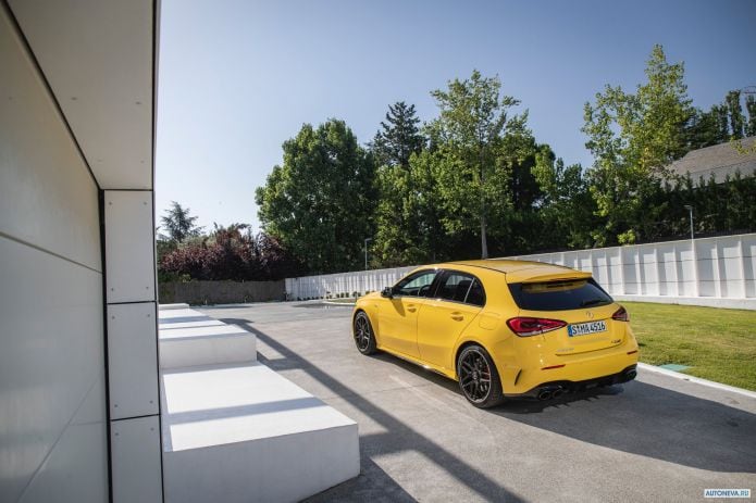 2020 Mercedes-Benz A45 S AMG 4MATIC - фотография 30 из 40 2020 Mercedes-Benz A45 S AMG 4MATIC - фотография 30 из 40