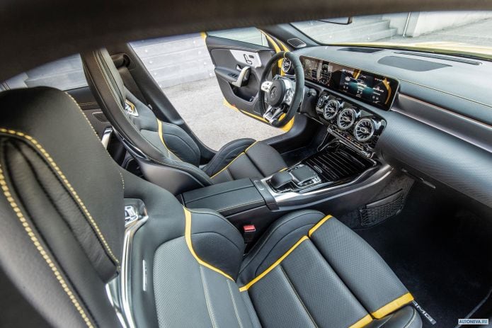 2020 Mercedes-Benz A45 S AMG 4MATIC - фотография 35 из 40 2020 Mercedes-Benz A45 S AMG 4MATIC - фотография 35 из 40