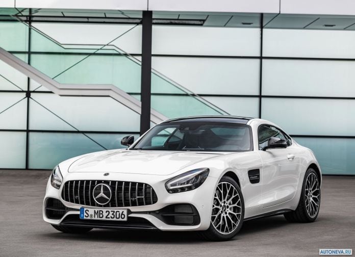 2020 Mercedes-Benz AMG-GT - фотография 1 из 14