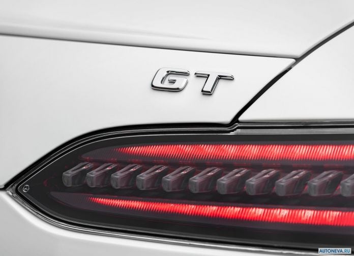 2020 Mercedes-Benz AMG-GT - фотография 13 из 14