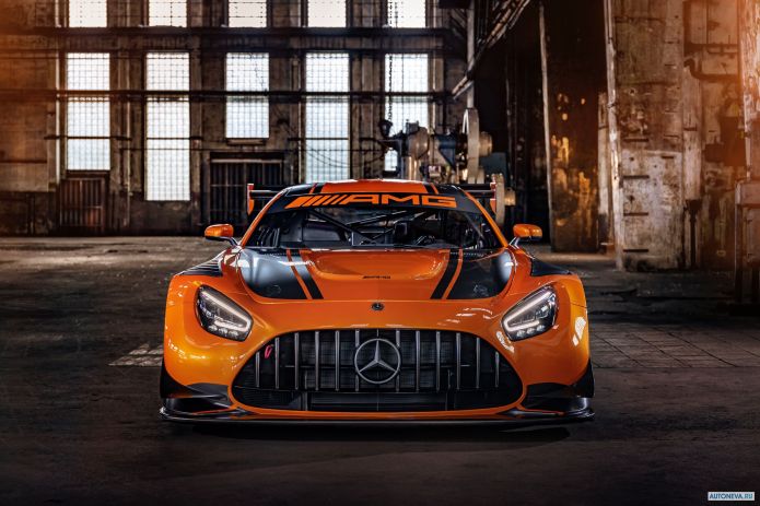 2020 Mercedes-Benz AMG GT3 - фотография 1 из 12