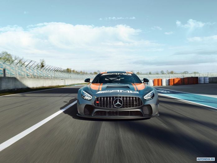 2020 Mercedes-Benz AMG GT4 - фотография 1 из 5