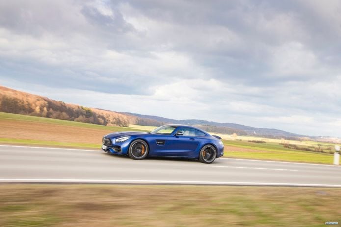 2020 Mercedes-Benz AMG-GT C - фотография 1 из 7