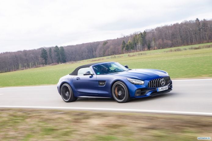 2020 Mercedes-Benz AMG-GT C Roadster - фотография 6 из 40