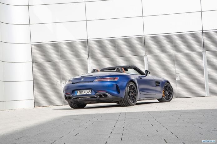 2020 Mercedes-Benz AMG-GT C Roadster - фотография 23 из 40 2020 Mercedes-Benz AMG-GT C Roadster - фотография 23 из 40