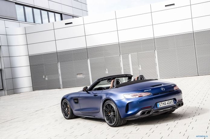 2020 Mercedes-Benz AMG-GT C Roadster - фотография 24 из 40