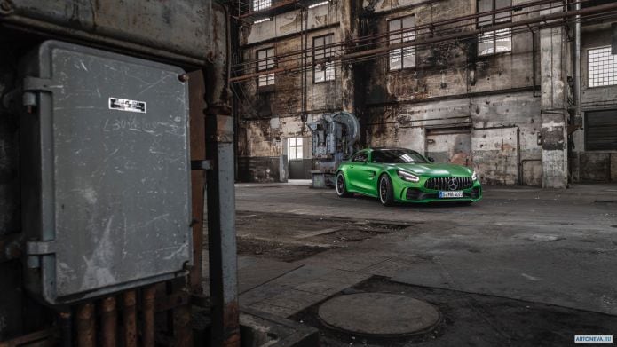 2020 Mercedes-Benz AMG-GT R - фотография 8 из 40 2020 Mercedes-Benz AMG-GT R - фотография 8 из 40