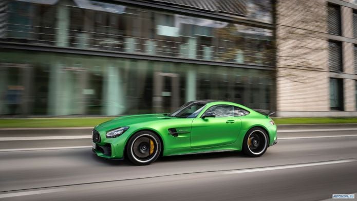 2020 Mercedes-Benz AMG-GT R - фотография 15 из 40 2020 Mercedes-Benz AMG-GT R - фотография 15 из 40
