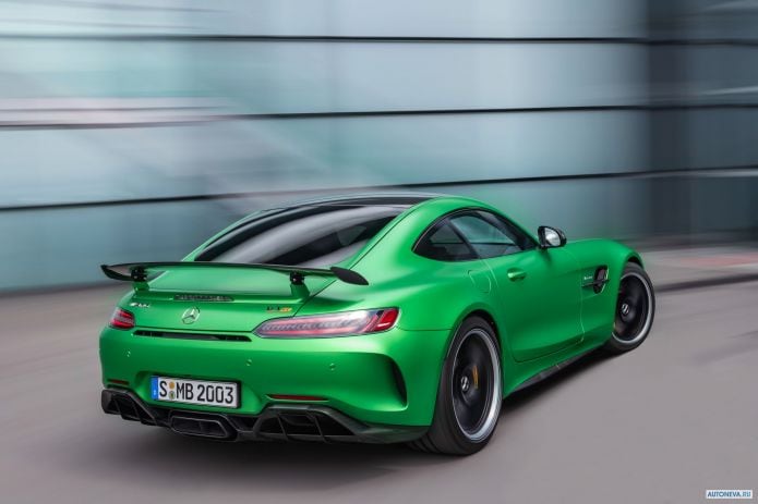 2020 Mercedes-Benz AMG-GT R - фотография 25 из 40