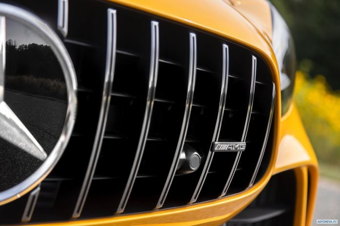 2020 Mercedes-Benz AMG-GT R NA - фотография 33 из 40