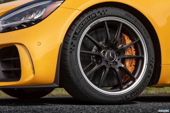 2020 Mercedes-Benz AMG-GT R NA - фотография 39 из 40