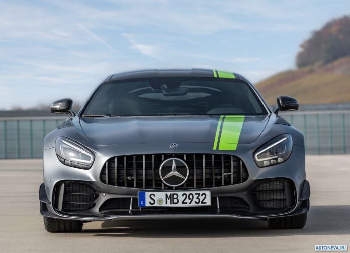 2020 Mercedes-Benz AMG-GT R Pro - фотография 16 из 26