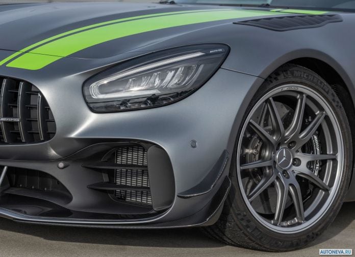 2020 Mercedes-Benz AMG-GT R Pro - фотография 21 из 26 2020 Mercedes-Benz AMG-GT R Pro - фотография 21 из 26