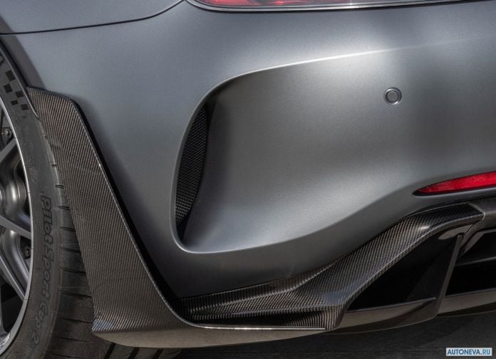 2020 Mercedes-Benz AMG-GT R Pro - фотография 24 из 26 2020 Mercedes-Benz AMG-GT R Pro - фотография 24 из 26