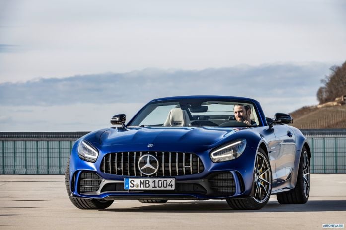 2020 Mercedes-Benz AMG-GT R Roadster - фотография 1 из 39