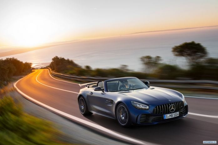 2020 Mercedes-Benz AMG-GT R Roadster - фотография 6 из 39