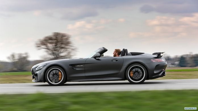 2020 Mercedes-Benz AMG-GT R Roadster - фотография 11 из 39