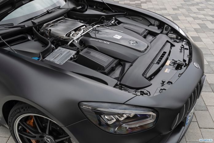2020 Mercedes-Benz AMG-GT R Roadster - фотография 28 из 39