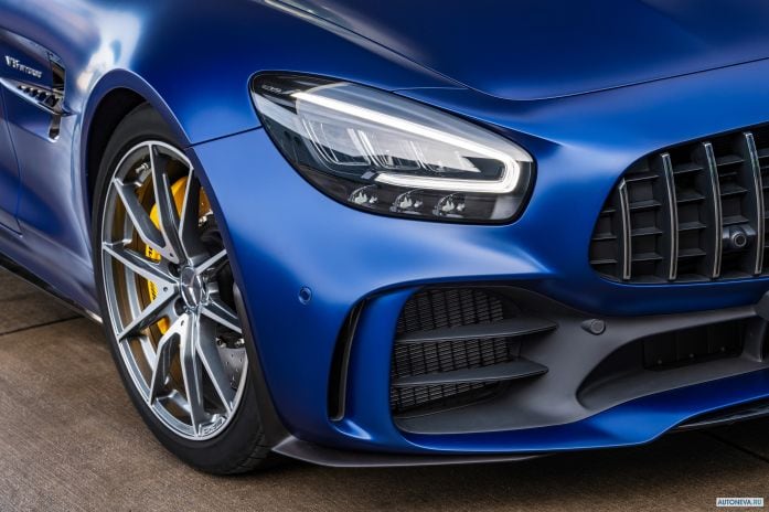 2020 Mercedes-Benz AMG-GT R Roadster - фотография 29 из 39 2020 Mercedes-Benz AMG-GT R Roadster - фотография 29 из 39