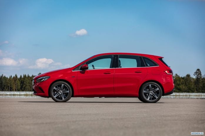 2020 Mercedes-Benz B-class e250 - фотография 3 из 5