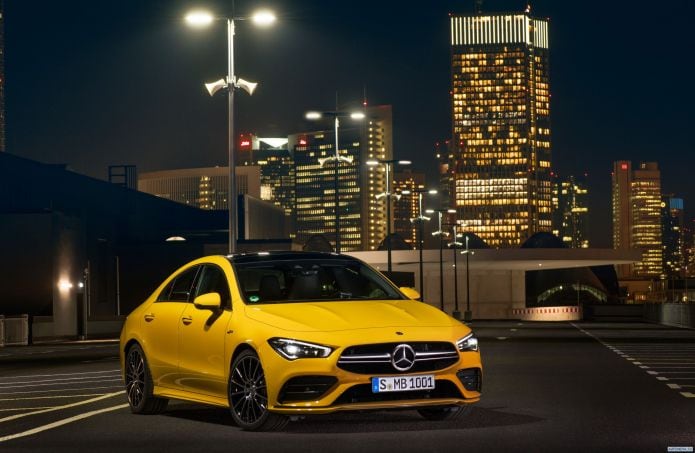 2020 Mercedes-Benz CLA35 AMG 4MATIC - фотография 2 из 34