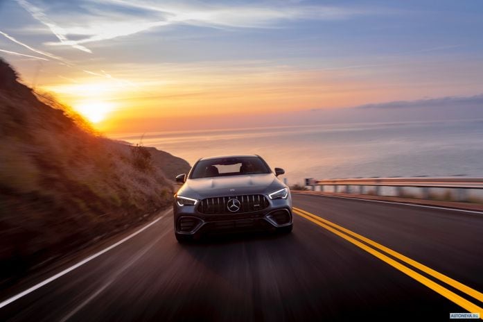 2020 Mercedes-Benz CLA45 4MATIC+ - фотография 1 из 40 2020 Mercedes-Benz CLA45 4MATIC+ - фотография 1 из 40