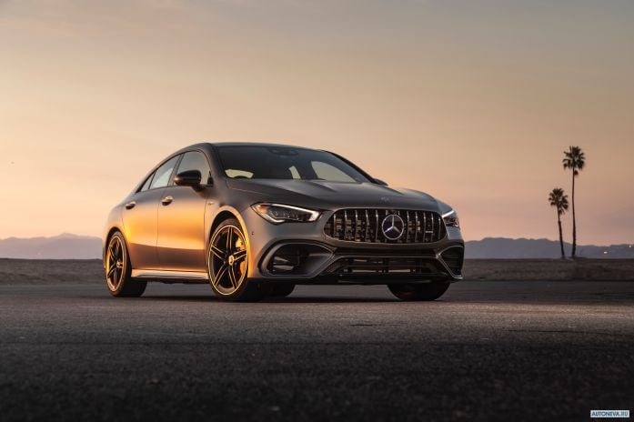 2020 Mercedes-Benz CLA45 4MATIC+ - фотография 5 из 40