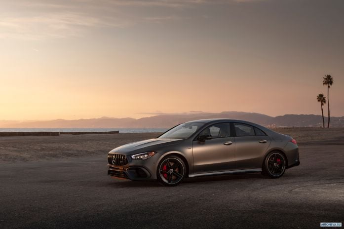 2020 Mercedes-Benz CLA45 4MATIC+ - фотография 9 из 40