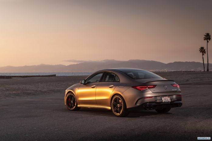 2020 Mercedes-Benz CLA45 4MATIC+ - фотография 16 из 40 2020 Mercedes-Benz CLA45 4MATIC+ - фотография 16 из 40