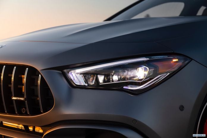 2020 Mercedes-Benz CLA45 4MATIC+ - фотография 36 из 40 2020 Mercedes-Benz CLA45 4MATIC+ - фотография 36 из 40