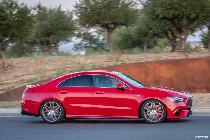 2020 Mercedes-Benz CLA45 S 4MATIC - фотография 11 из 22