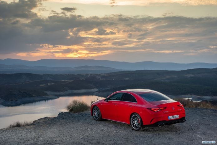 2020 Mercedes-Benz CLA45 S 4MATIC - фотография 13 из 22 2020 Mercedes-Benz CLA45 S 4MATIC - фотография 13 из 22
