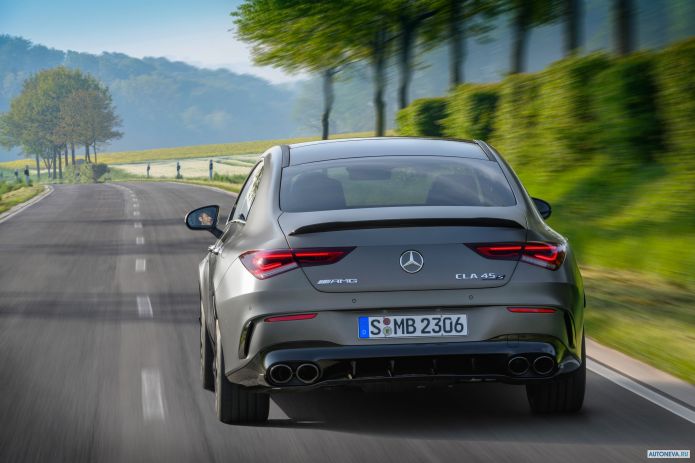 2020 Mercedes-Benz CLA45 S AMG 4MATIC Aerodynamic Package - фотография 26 из 40