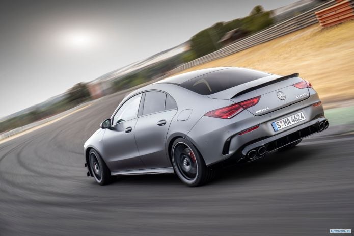 2020 Mercedes-Benz CLA45 S AMG 4MATIC Aerodynamic Package - фотография 29 из 40