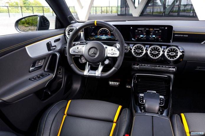 2020 Mercedes-Benz CLA45 S AMG 4MATIC Aerodynamic Package - фотография 33 из 40 2020 Mercedes-Benz CLA45 S AMG 4MATIC Aerodynamic Package - фотография 33 из 40