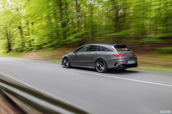 2020 Mercedes-Benz CLA45 S 4MATIC Shooting Brake - фотография 12 из 35