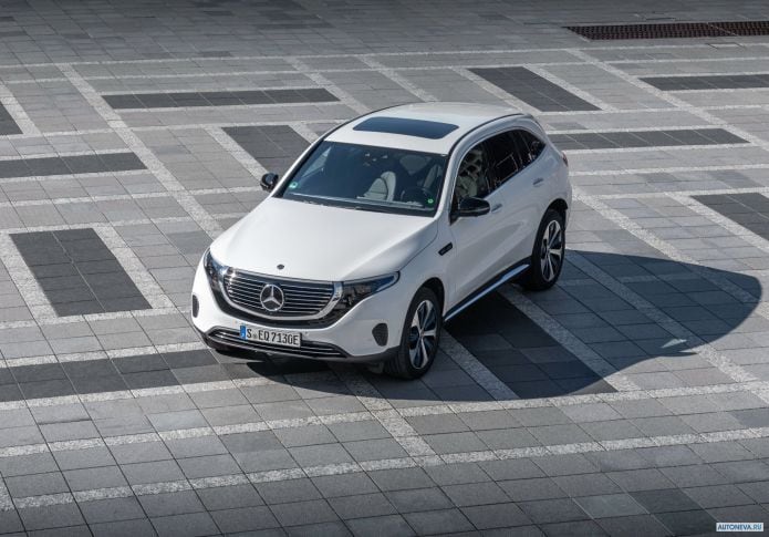 2020 Mercedes-Benz EQC 400 4MATIC - фотография 4 из 40