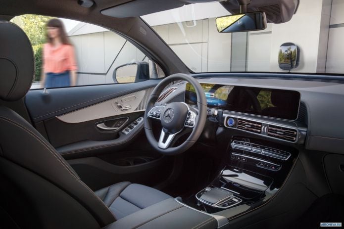 2020 Mercedes-Benz EQC 400 4MATIC - фотография 28 из 40 2020 Mercedes-Benz EQC 400 4MATIC - фотография 28 из 40