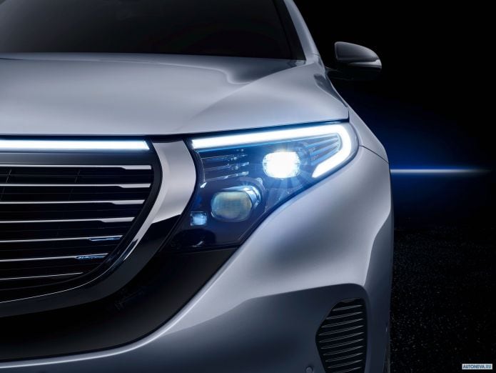 2020 Mercedes-Benz EQC 400 4MATIC - фотография 35 из 40 2020 Mercedes-Benz EQC 400 4MATIC - фотография 35 из 40