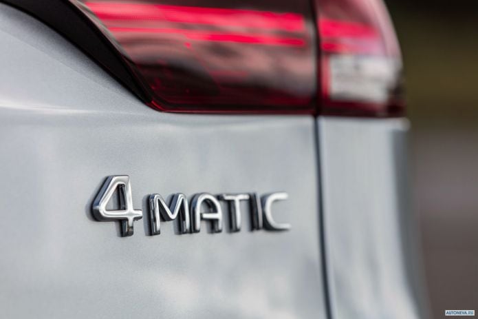 2020 Mercedes-Benz EQC 400 4MATIC - фотография 38 из 40 2020 Mercedes-Benz EQC 400 4MATIC - фотография 38 из 40