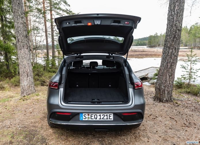 2020 Mercedes-Benz EQC 400 4MATIC AMG line - фотография 36 из 40