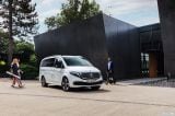mercedes-benz_2020_eqv_010.jpg