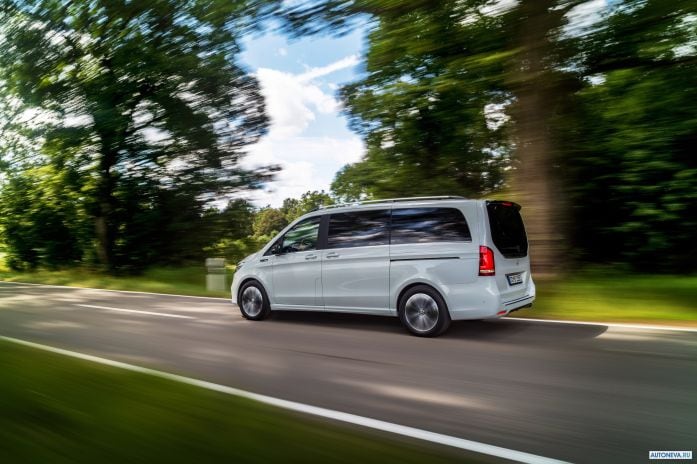 2020 Mercedes-Benz EQV - фотография 17 из 26