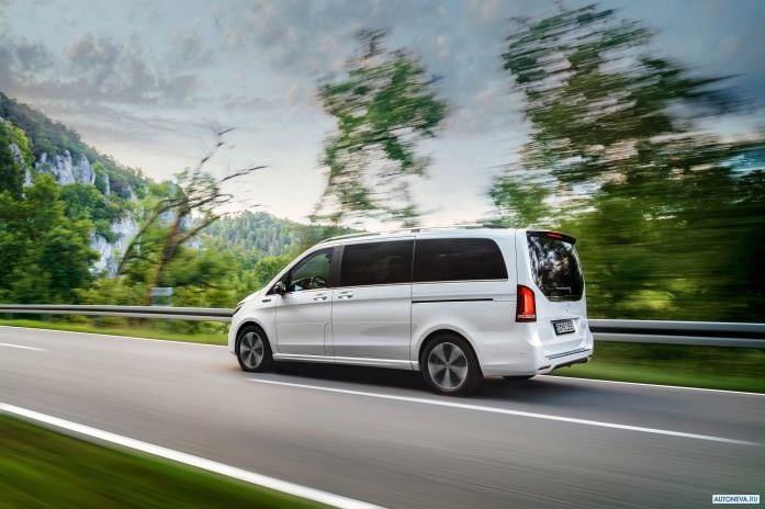 2020 Mercedes-Benz EQV - фотография 18 из 26