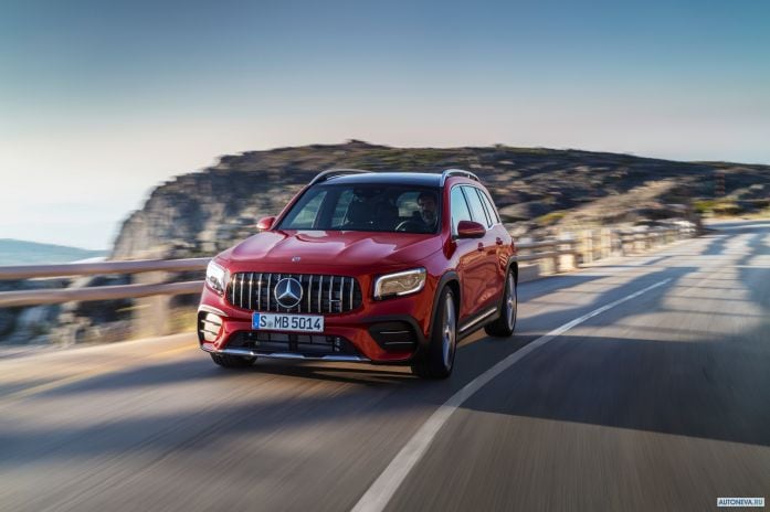 2020 Mercedes-Benz GLB35 AMG 4MATIC - фотография 2 из 27
