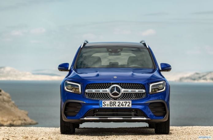 2020 Mercedes-Benz GLB-class 250 AMG-line - фотография 3 из 40