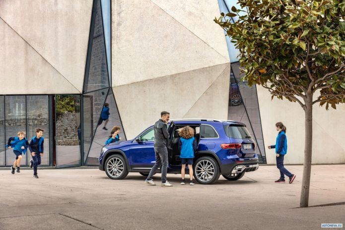 2020 Mercedes-Benz GLB-class 250 AMG-line - фотография 12 из 40 2020 Mercedes-Benz GLB-class 250 AMG-line - фотография 12 из 40
