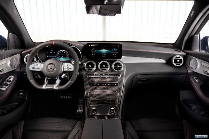 2020 Mercedes-Benz GLC43 4MATIC - фотография 12 из 18